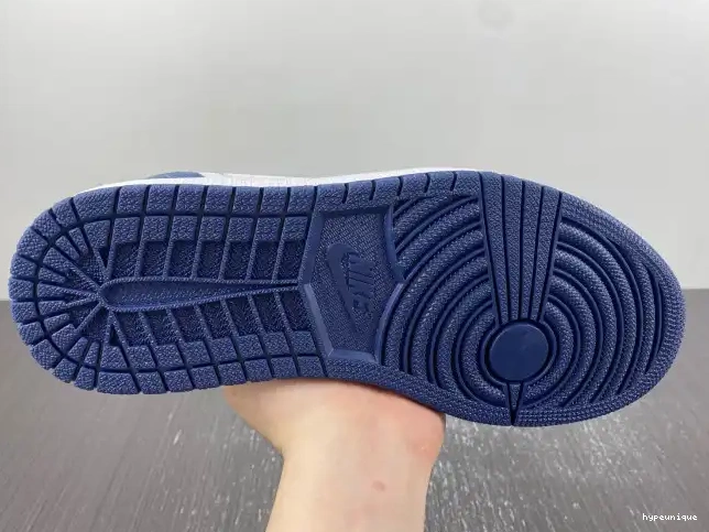 HYPE Navy 1 SB CJ7891-400 Midnight Low Jordan 0509